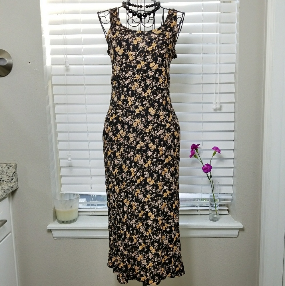 R and K Cute Flower Print Sleeveless Maxi Dress